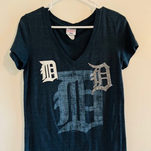 Ladies V-Neck Detroit Tigers Tee Navy - Picture 1 of 1